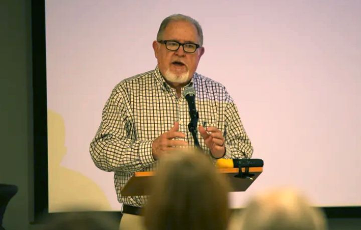 Legacy of Faith founder Dan Spencer speaking to a group of Catholic grandparents.